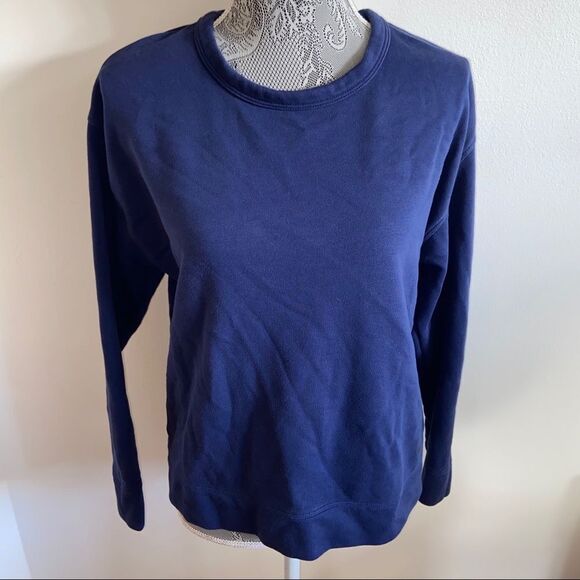 Nike Dri-Fit Versa Long Sleeve Open Back crewneck - Picture 3 of 12